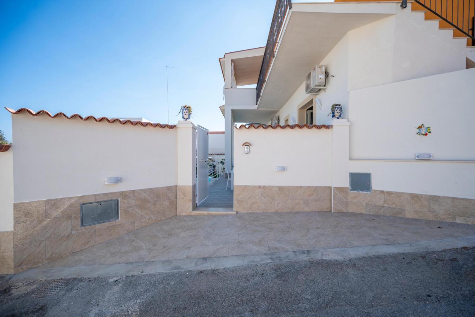 Profumi Di Sicilia - Fontane Bianche Apartamento Exterior foto